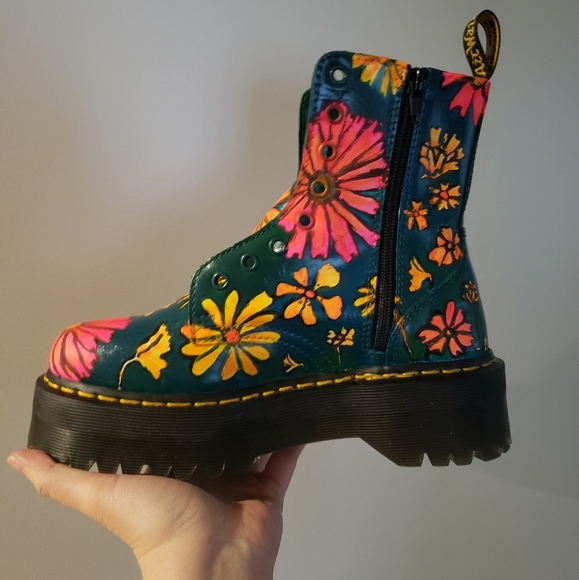 Handpainted floral retro leather jadon Dr Martens - Picture 3 of 12